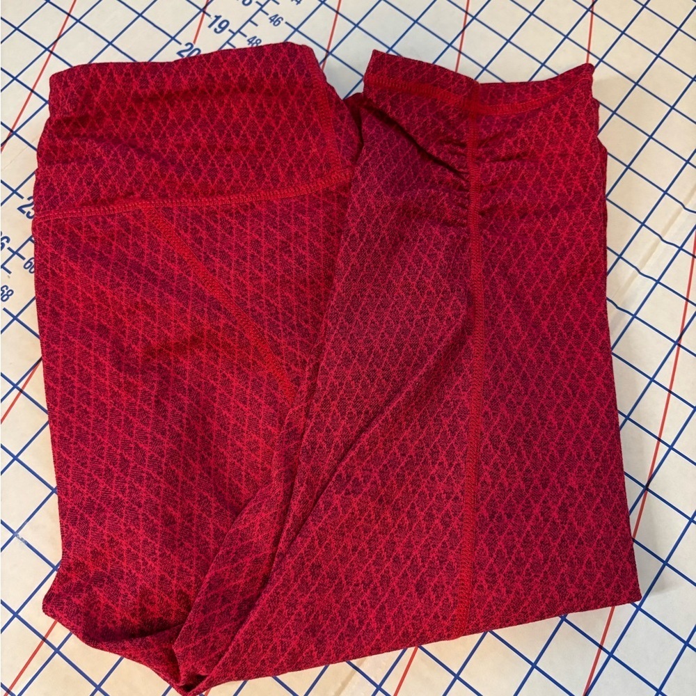 Prana Misty Knicker Capri Leggings – Fuchsia Red Geometric Print – Sz XS - Picture 7 of 11